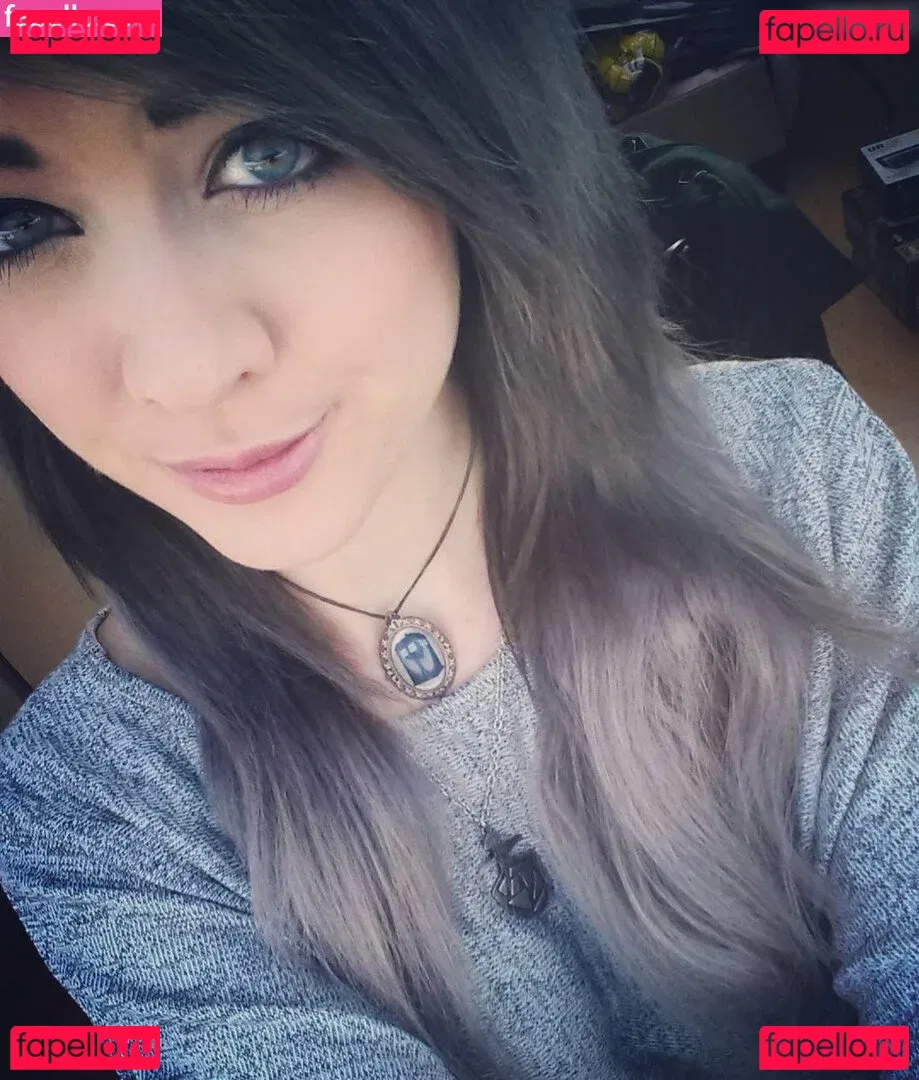 Farbenfuchs Onlyfans Photo Gallery 