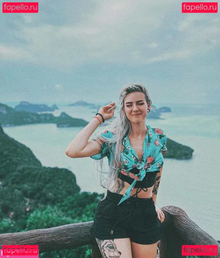 Farbenfuchs Onlyfans Photo Gallery 