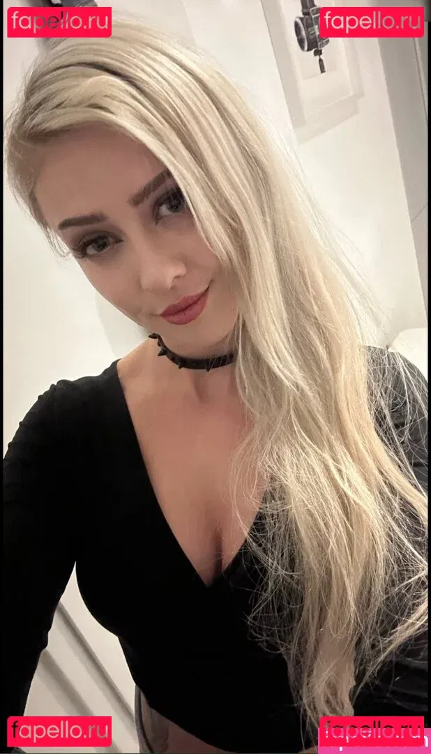 Farbenfuchs Onlyfans Photo Gallery 