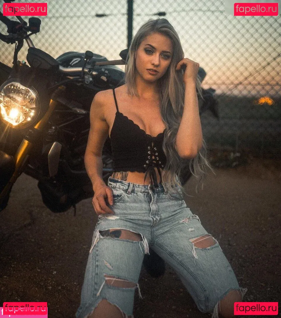 Farbenfuchs Onlyfans Photo Gallery 