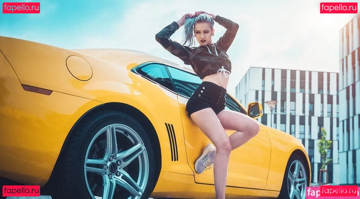 Farbenfuchs Onlyfans Photo Gallery 