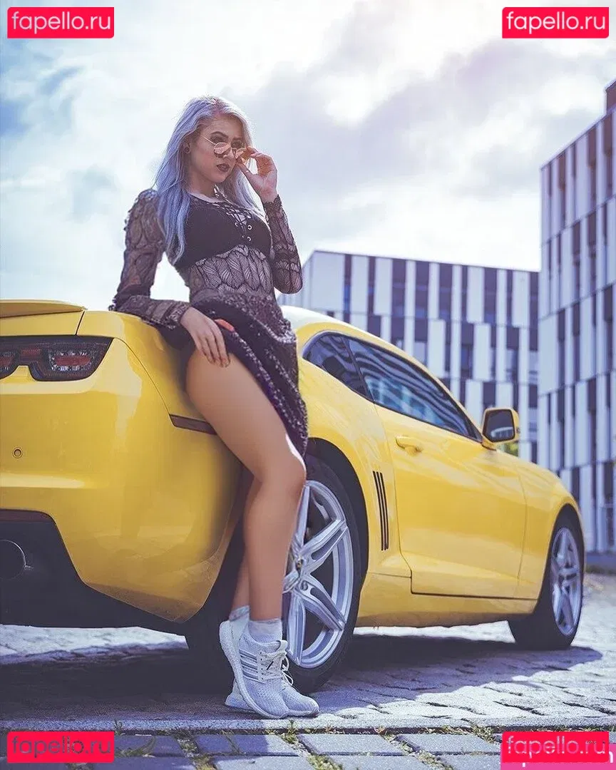 Farbenfuchs Onlyfans Photo Gallery 