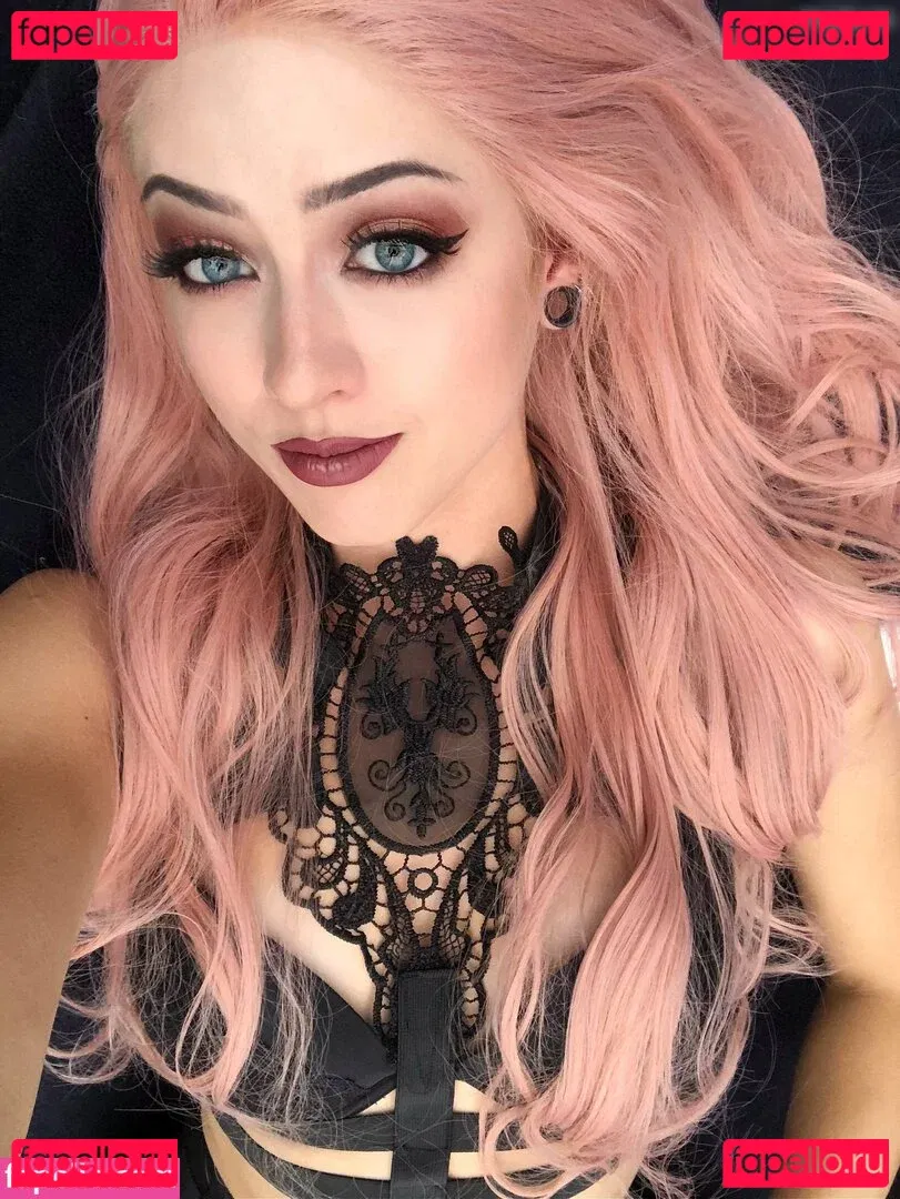 Farbenfuchs Onlyfans Photo Gallery 