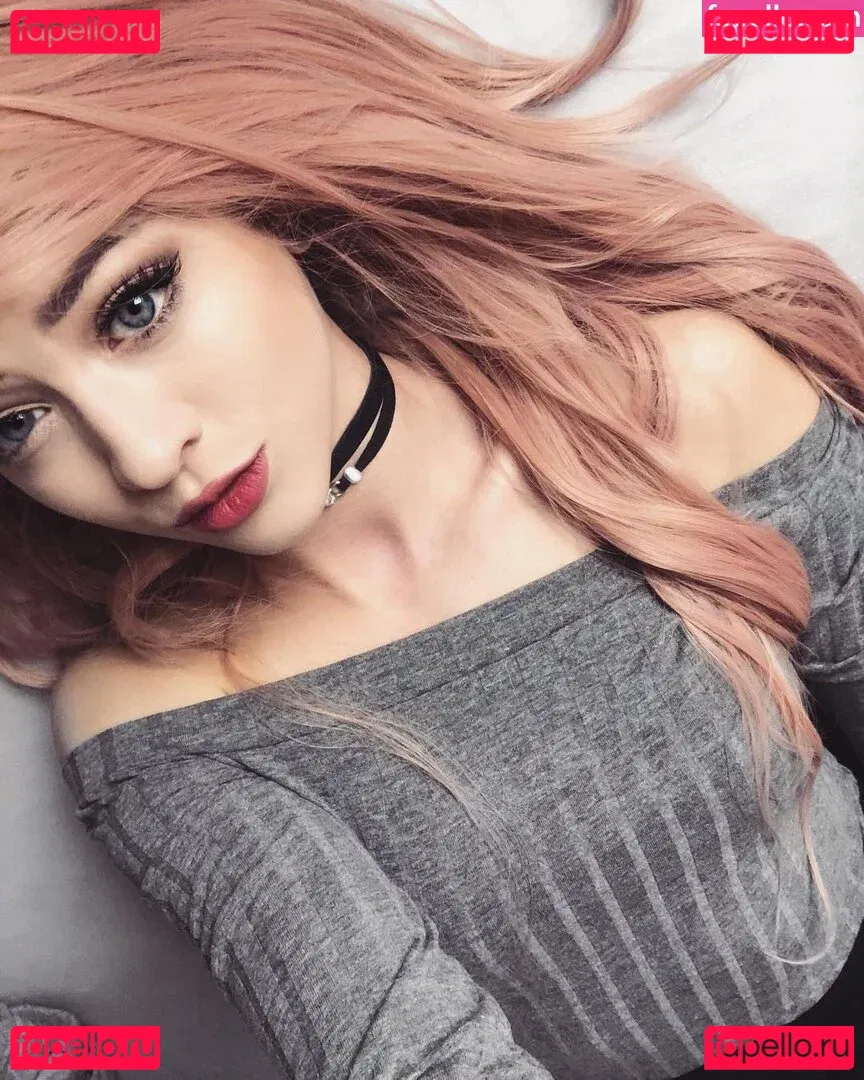 Farbenfuchs Onlyfans Photo Gallery 