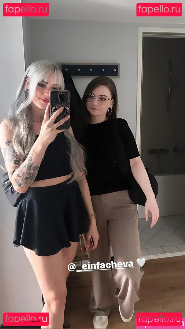 Farbenfuchs Onlyfans Photo Gallery 