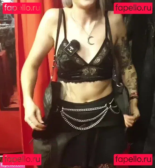 Farbenfuchs Onlyfans Photo Gallery 