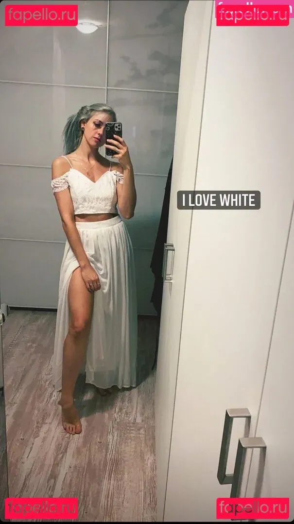 Farbenfuchs Onlyfans Photo Gallery 