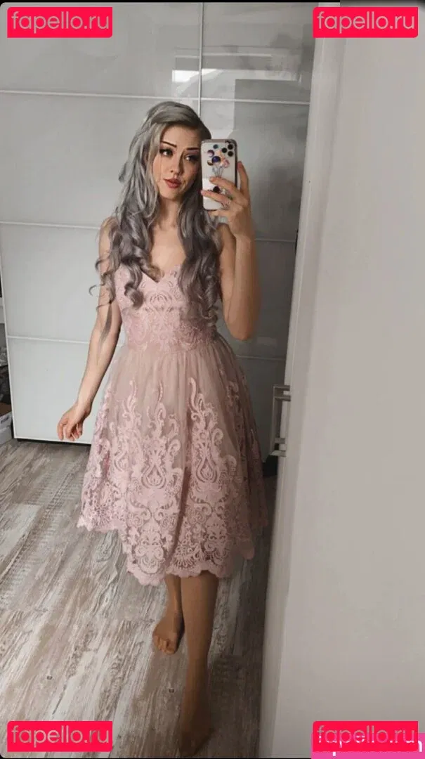 Farbenfuchs Onlyfans Photo Gallery 