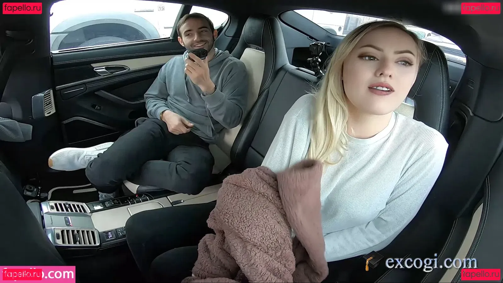 Farbenfuchs Onlyfans Photo Gallery 