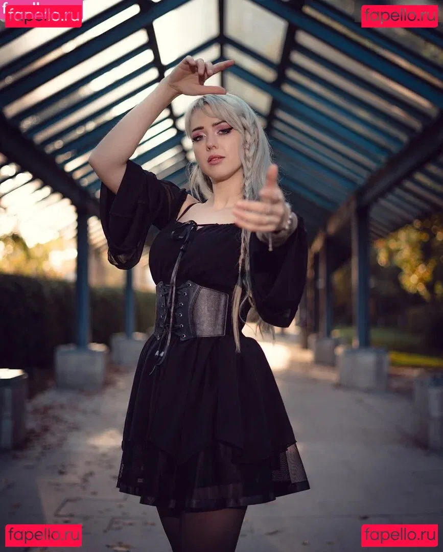 Farbenfuchs Onlyfans Photo Gallery 