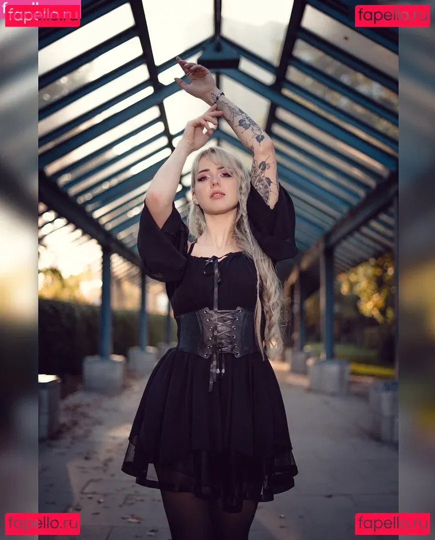 Farbenfuchs Onlyfans Photo Gallery 