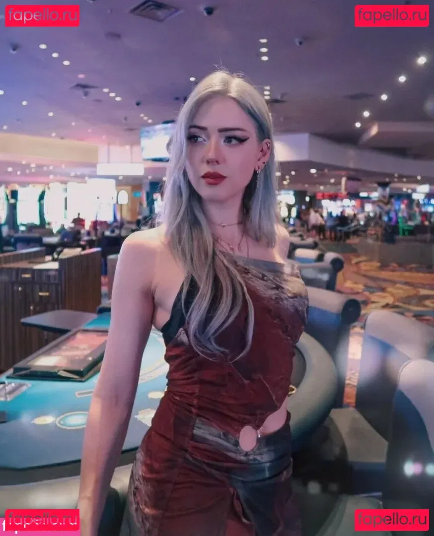 Farbenfuchs Onlyfans Photo Gallery 