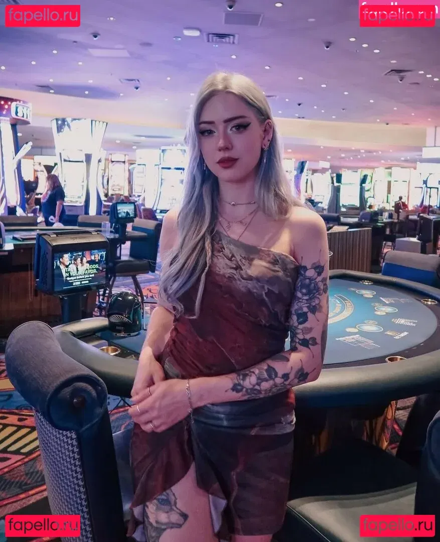 Farbenfuchs Onlyfans Photo Gallery 