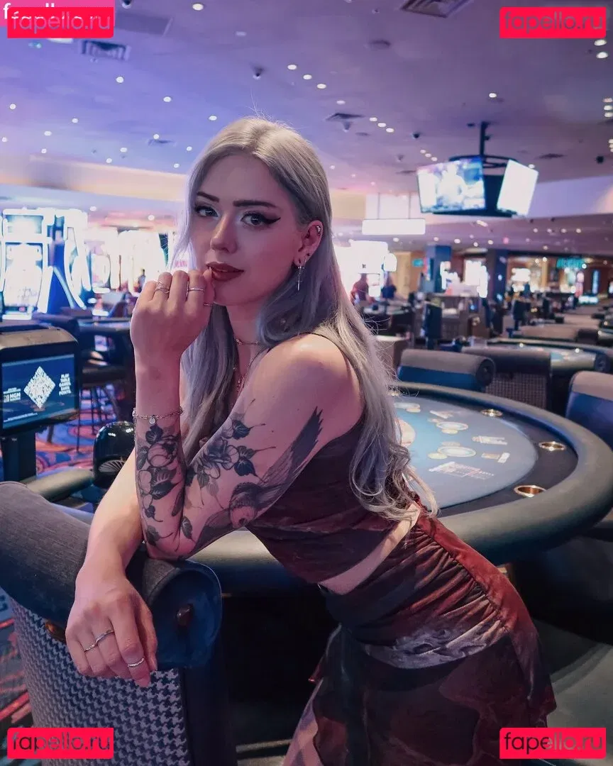 Farbenfuchs Onlyfans Photo Gallery 