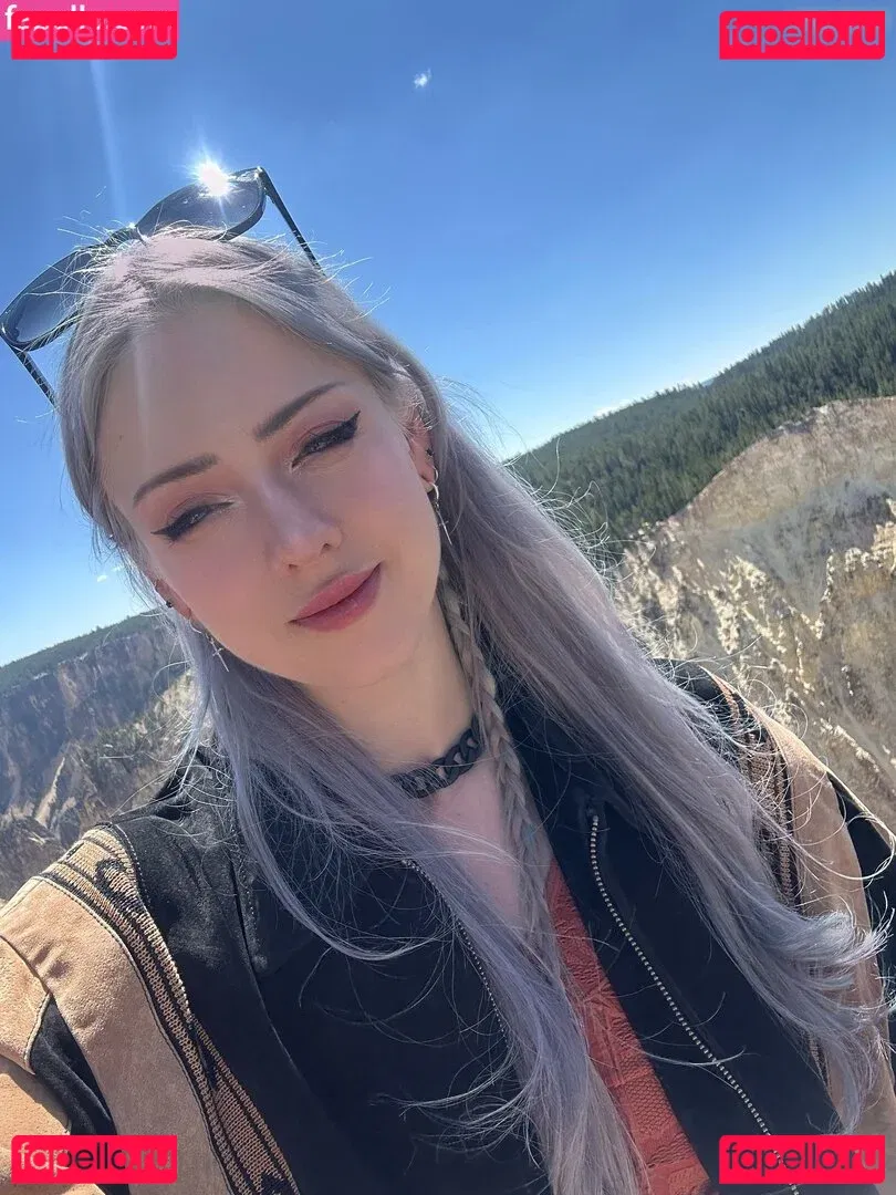 Farbenfuchs Onlyfans Photo Gallery 