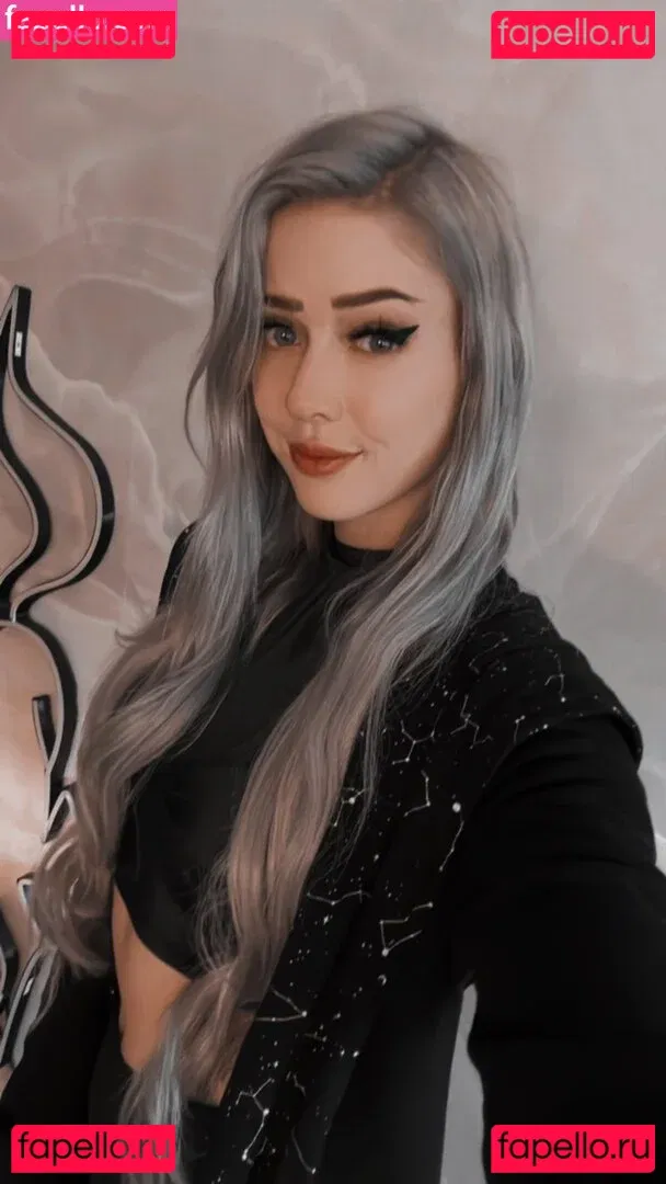 Farbenfuchs Onlyfans Photo Gallery 