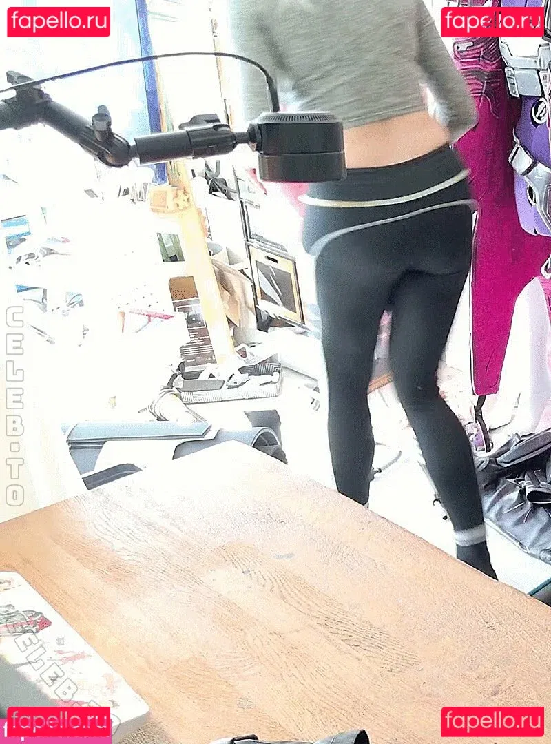 Farbenfuchs Onlyfans Photo Gallery 