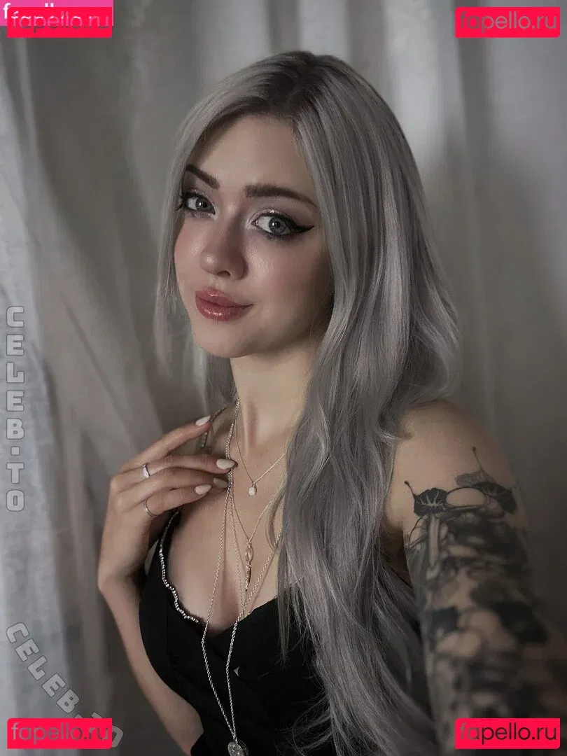 Farbenfuchs Onlyfans Photo Gallery 