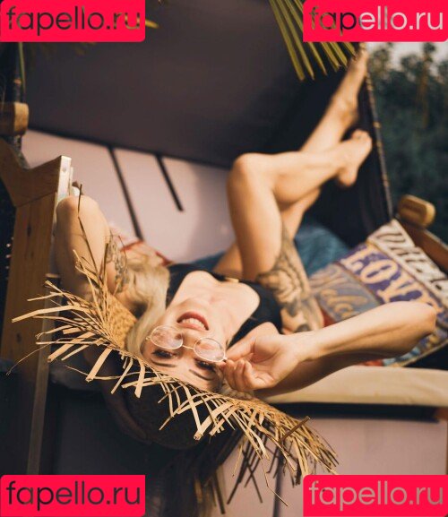 Farbenfuchs Onlyfans Photo Gallery 