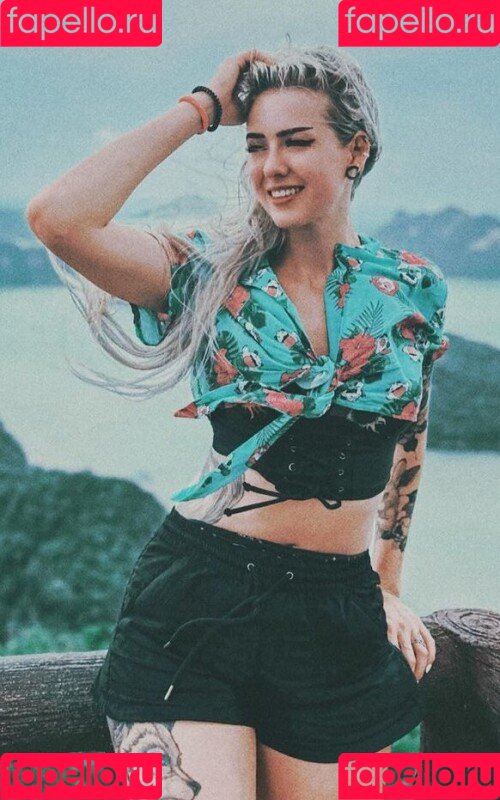 Farbenfuchs Onlyfans Photo Gallery 