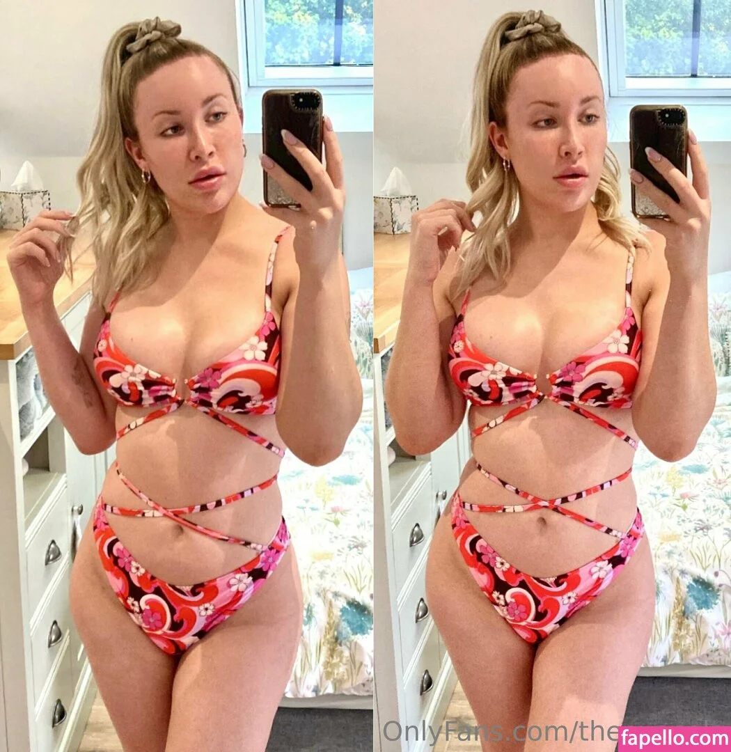 theavacole Onlyfans Photo Gallery 