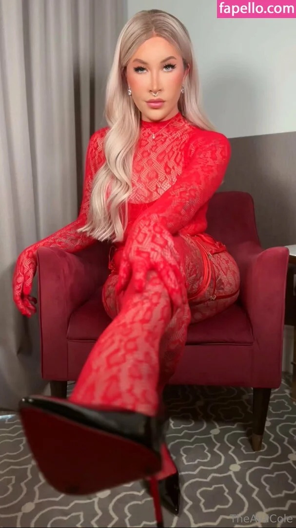 theavacole Onlyfans Photo Gallery 