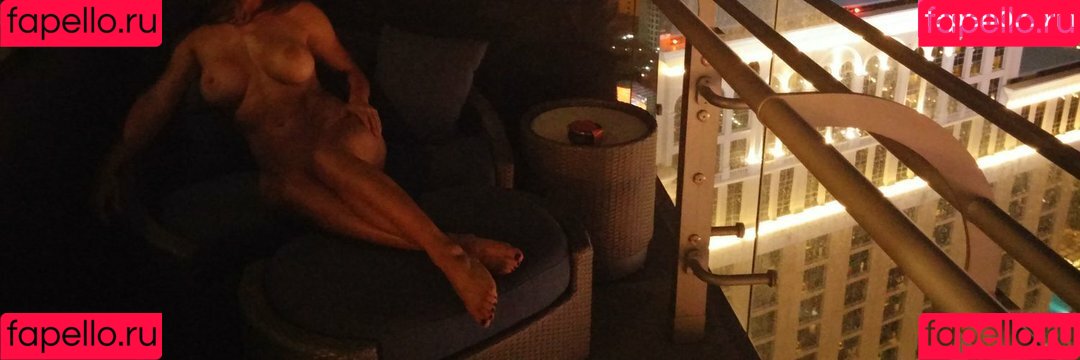 Sensual Hottie Onlyfans Photo Gallery 