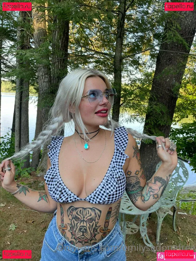 emilysedonafree Onlyfans Photo Gallery 