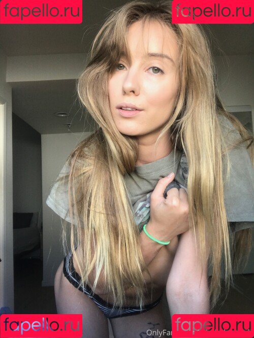 ambiyah Onlyfans Photo Gallery 