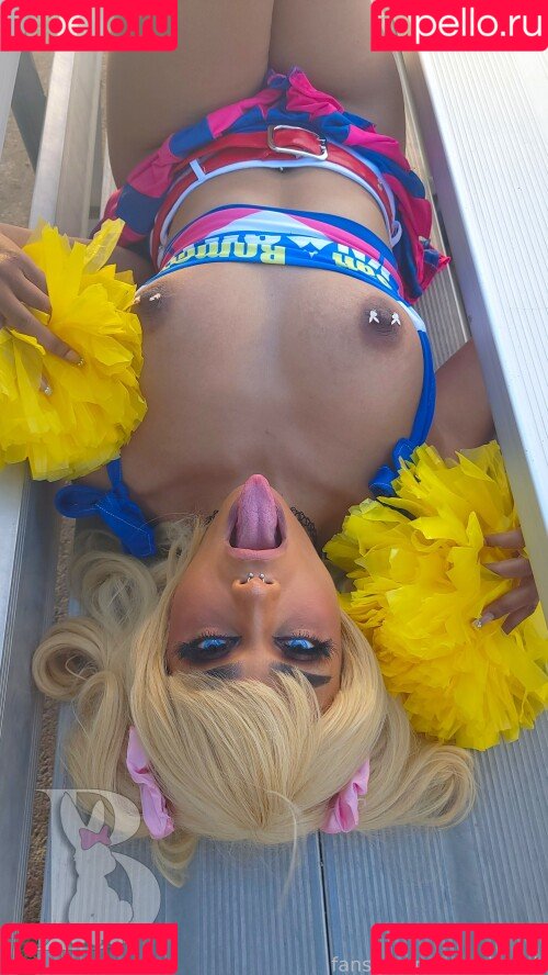 ambiyah Onlyfans Photo Gallery 