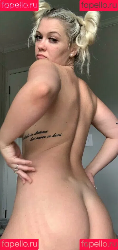 thaslinkytwinkyshow Onlyfans Photo Gallery 
