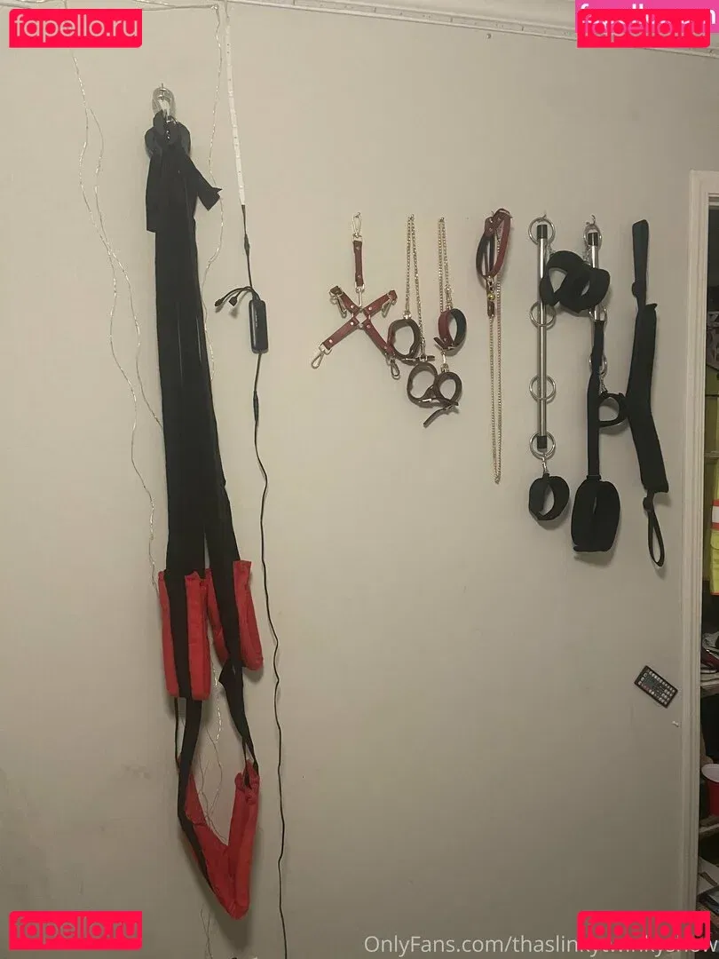 thaslinkytwinkyshow Onlyfans Photo Gallery 