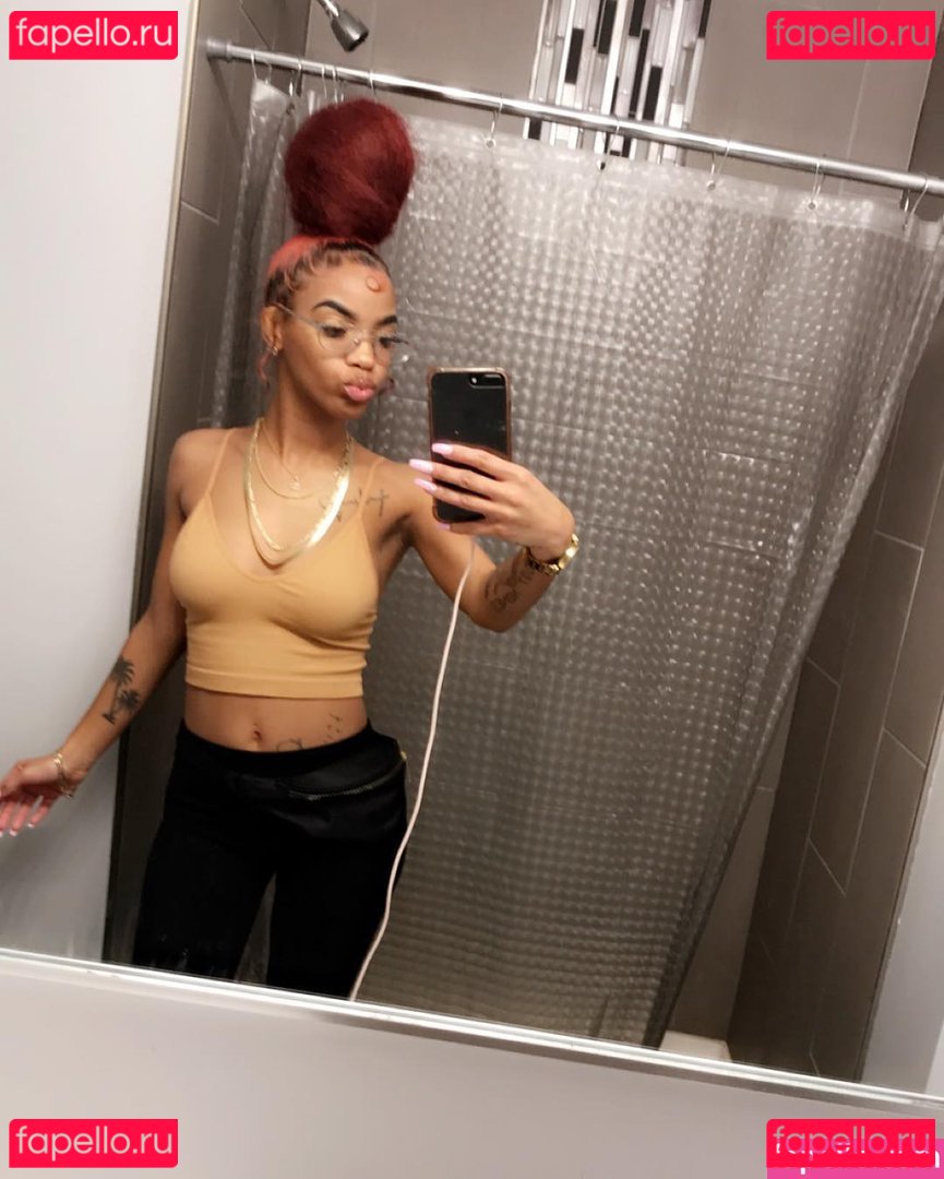 Rozay Molly Nude Onlyfans Photo 19