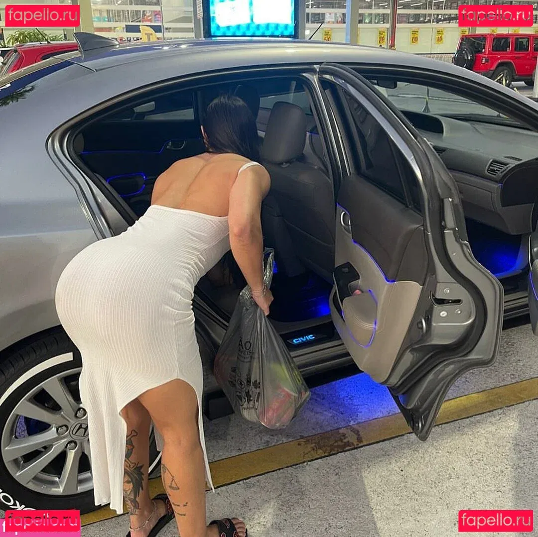 Amira Daher Onlyfans Photo Gallery 