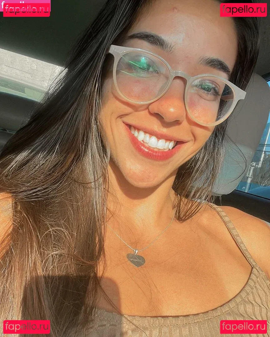 Amira Daher Onlyfans Photo Gallery 