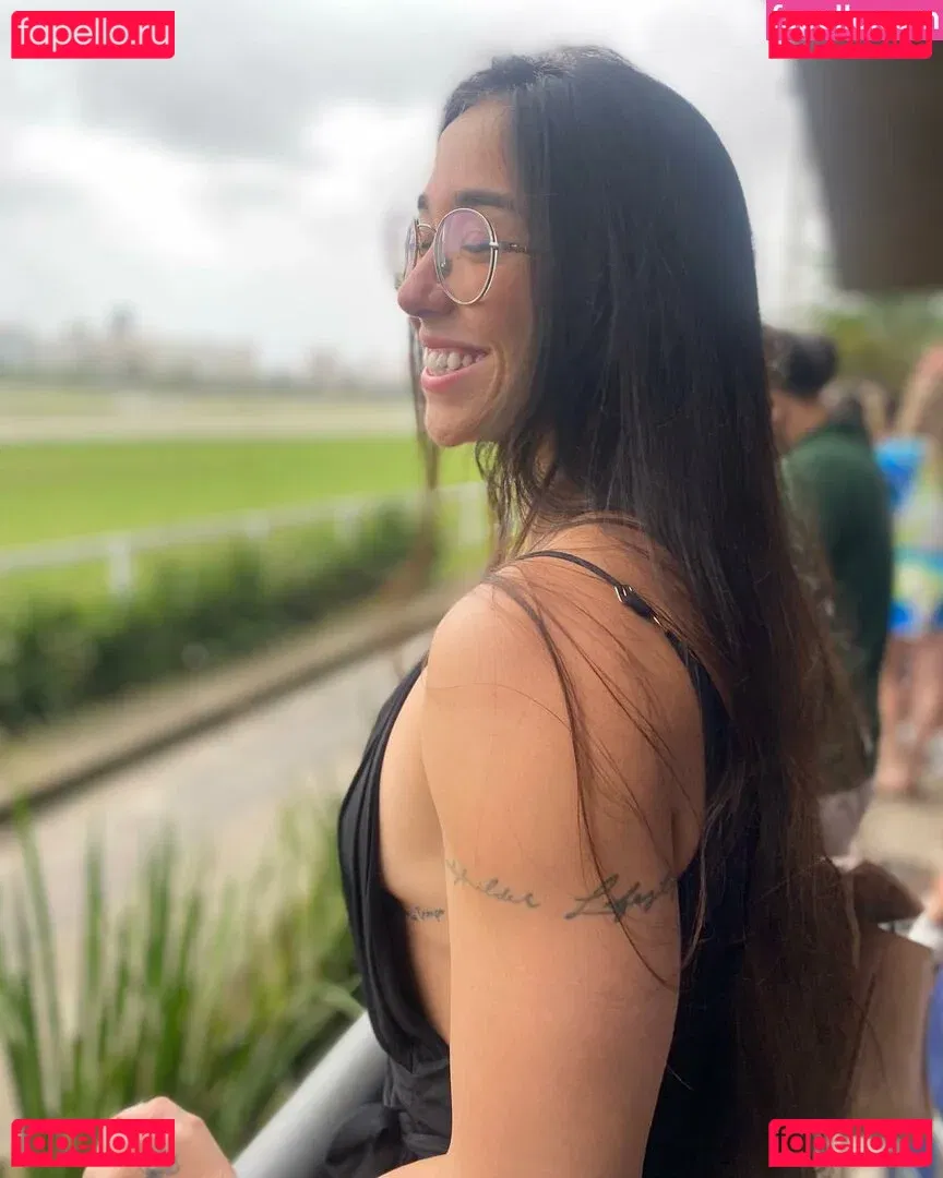 Amira Daher Onlyfans Photo Gallery 