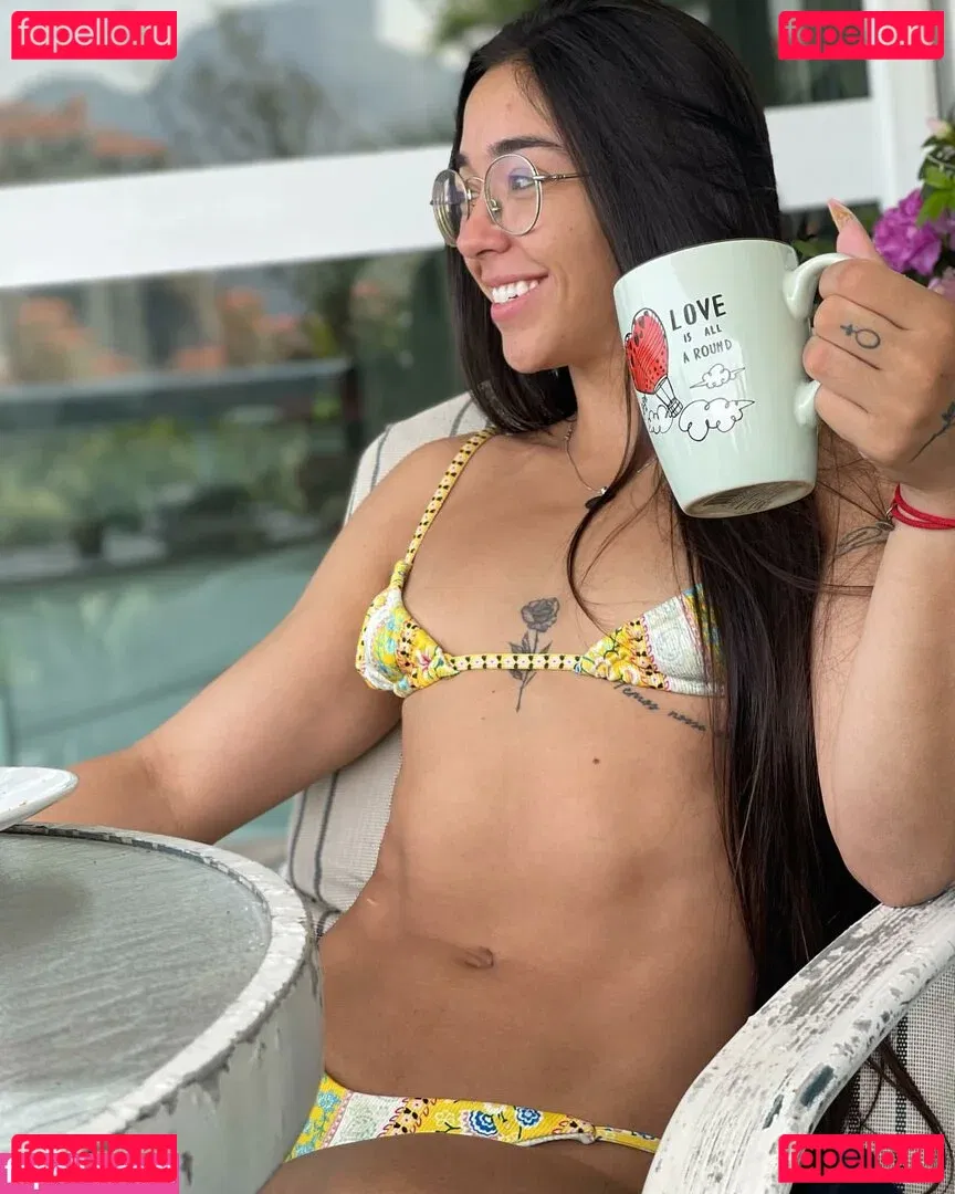 Amira Daher Onlyfans Photo Gallery 