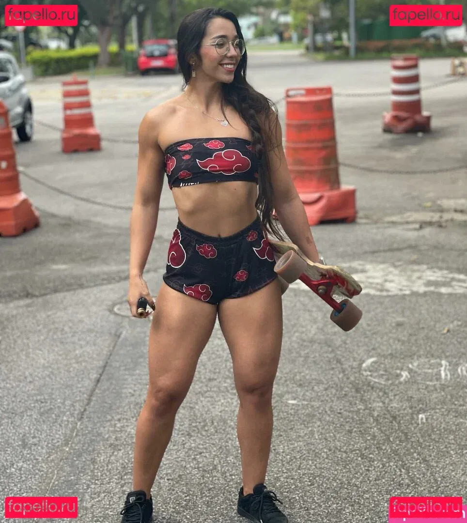 Amira Daher Onlyfans Photo Gallery 