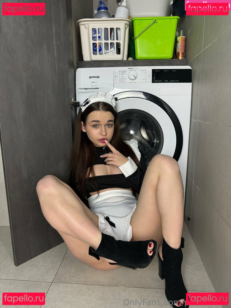 Petite Olya Nude Onlyfans Photo 45