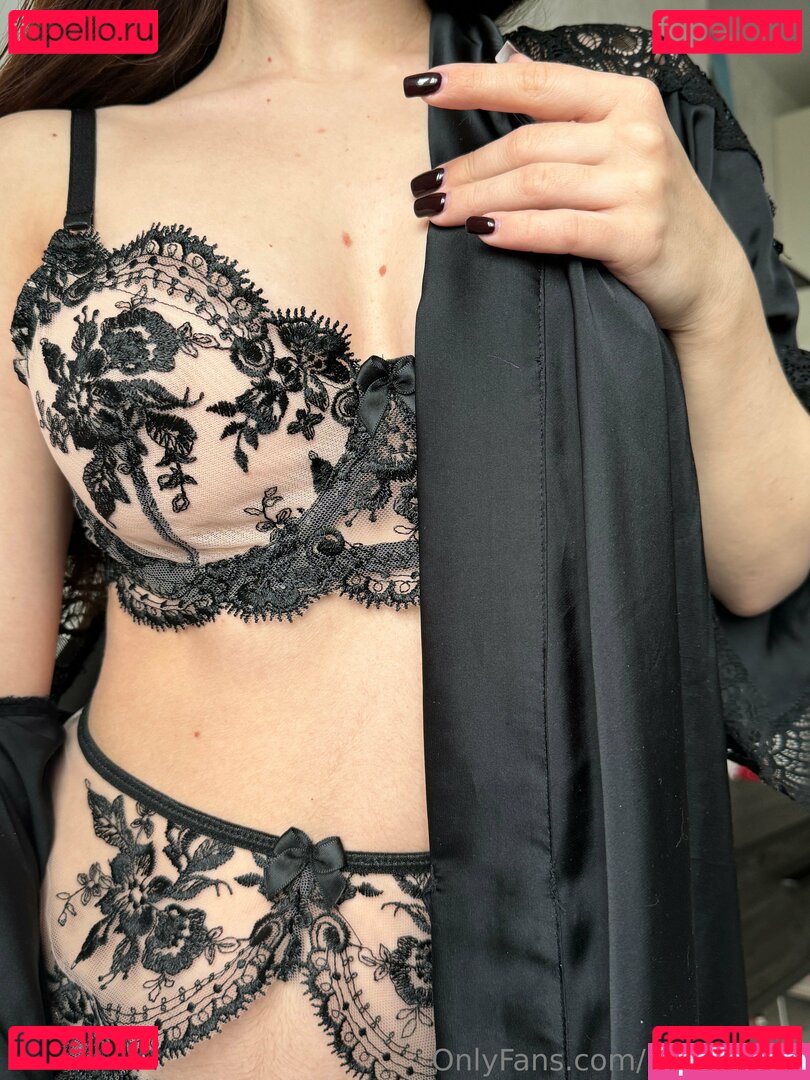 Petite Olya Nude Onlyfans Photo 20