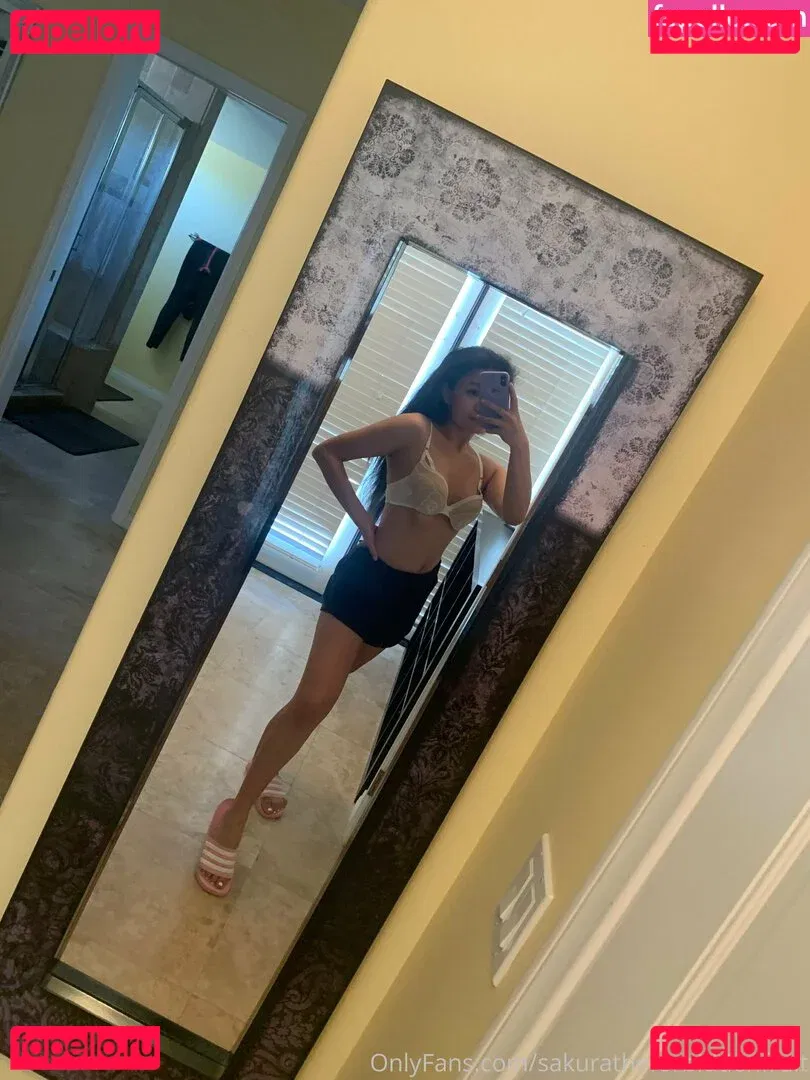 sakuratheforbiddenfruit Onlyfans Photo Gallery 