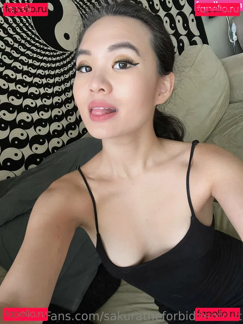 sakuratheforbiddenfruit Onlyfans Photo Gallery 