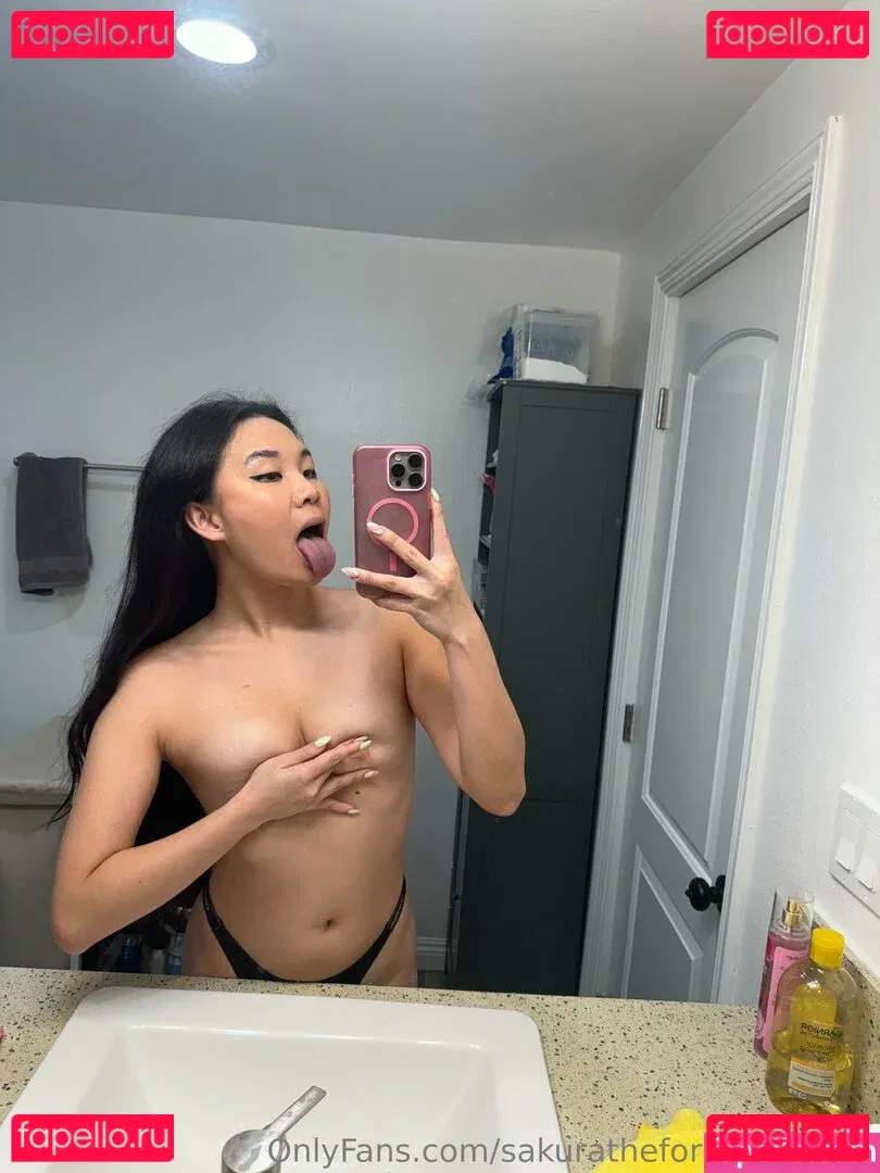 sakuratheforbiddenfruit Onlyfans Photo Gallery 