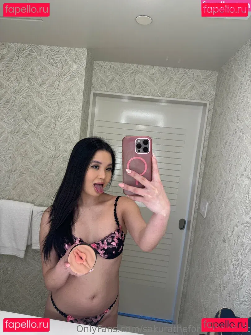 sakuratheforbiddenfruit Onlyfans Photo Gallery 