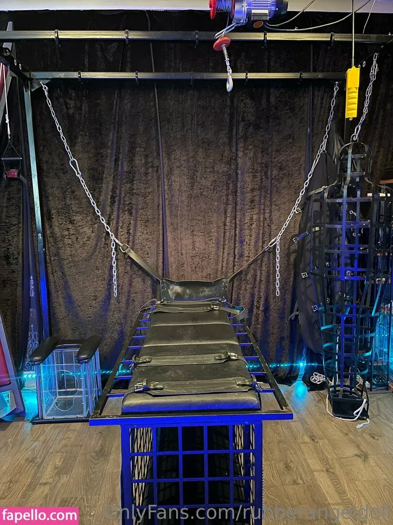 rubberangeldoll Onlyfans Photo Gallery 