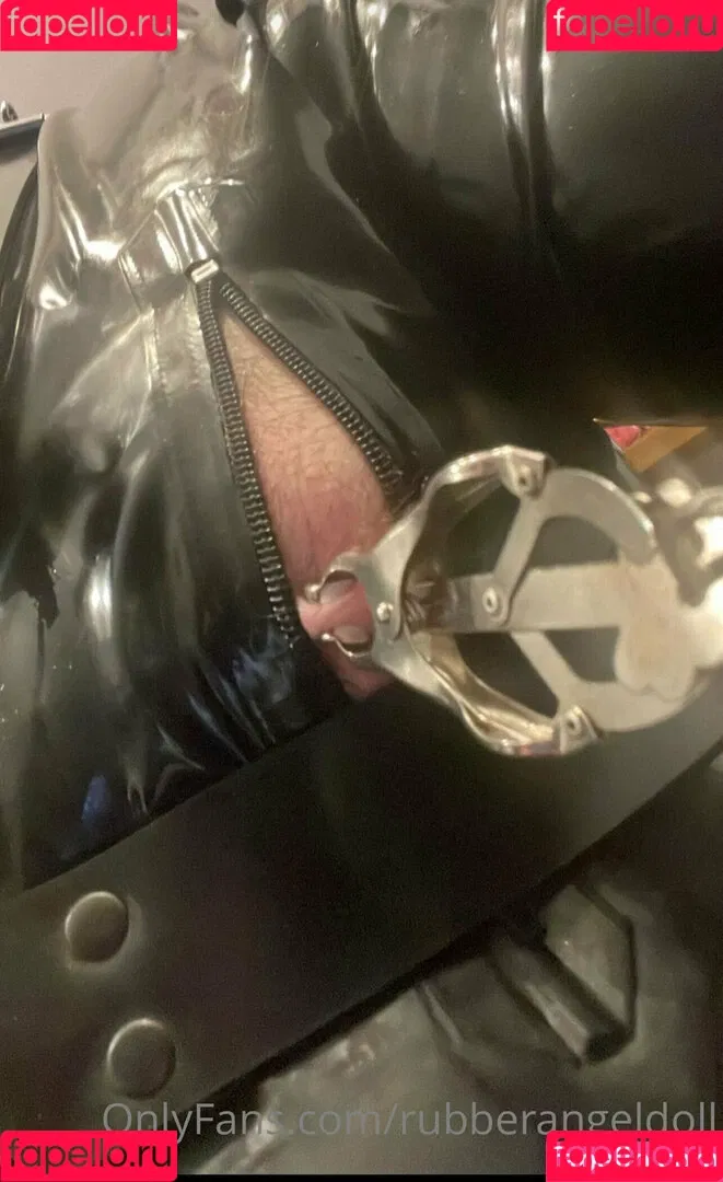 rubberangeldoll Onlyfans Photo Gallery 