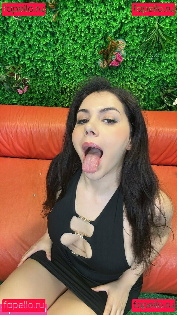 Valentina Nappi Nude Onlyfans Photo 11