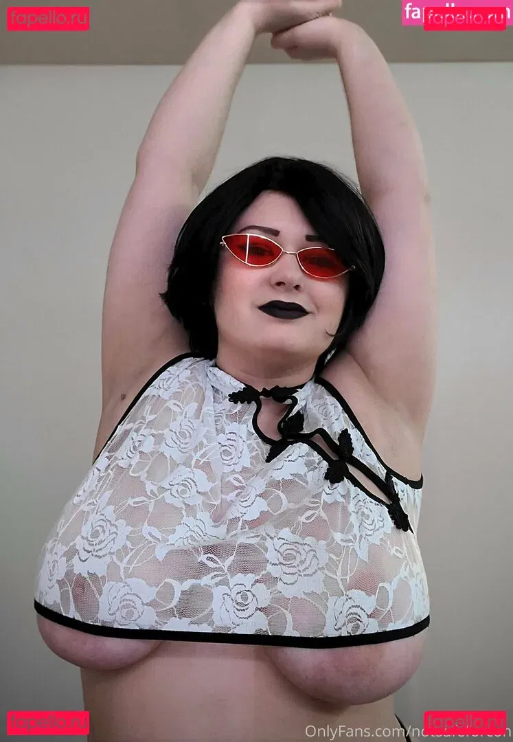 notsafeforcon Onlyfans Photo Gallery 