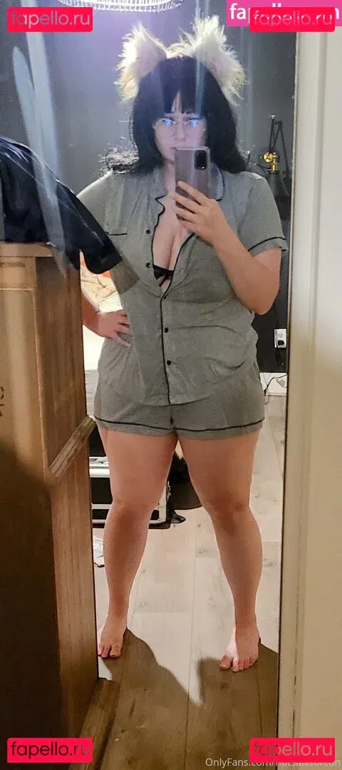 notsafeforcon Onlyfans Photo Gallery 