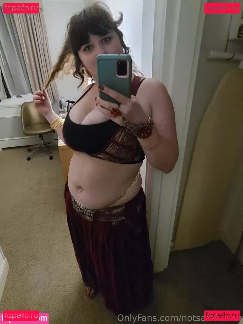 notsafeforcon Onlyfans Photo Gallery 